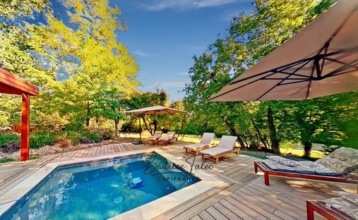 Castle for Sale in Forcalquier, Provence-Alpes-Côte d'Azur, France