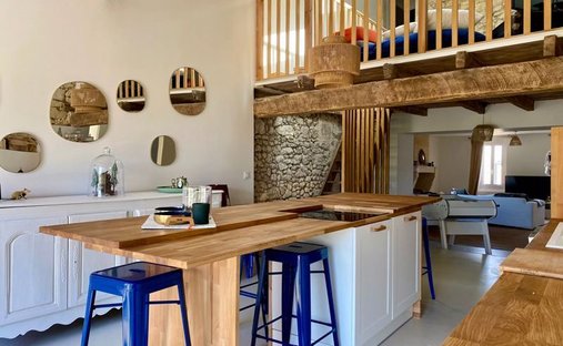 Castle for Sale in Saint-Émilion, Nouvelle-Aquitaine, France