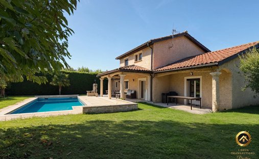 House in Zone Industrielle, Neuville-sur-Saone, France 1