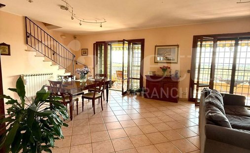 Villa en Santa Lucía, Fonte Nueva, Lacio 1