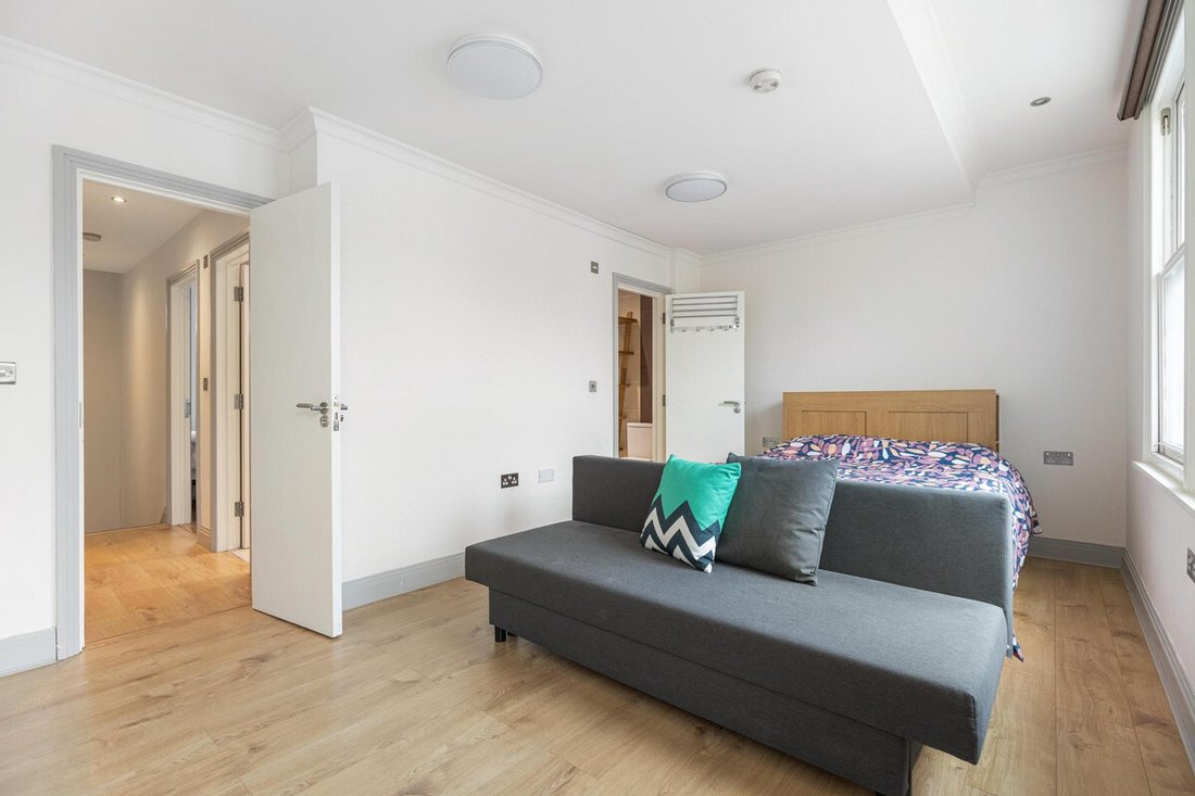 Apartment in Brook Green, Hammersmith and Fulham, England 5 - 16564351