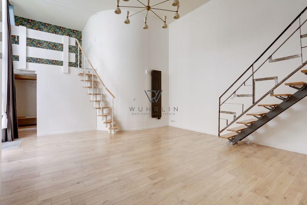 Apartment in Palais Royal, Paris 1er Arrondissement, Paris 4 - 15869449