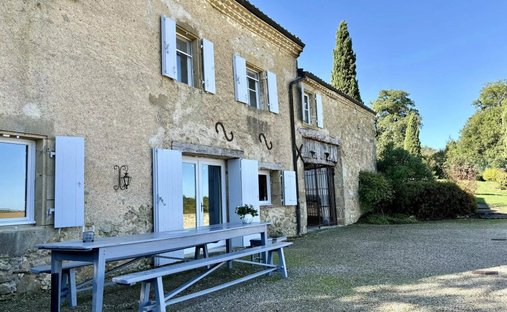 Château Vic Fezensac 503.14 Sqm 9 Rooms