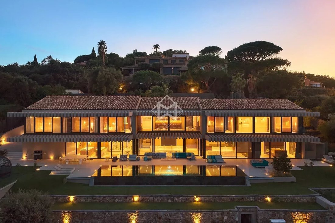 Finca en Gassin, Provenza-Alpes-Costa Azul, Francia 1 - 16562413