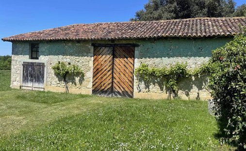 Château Vic Fezensac 503.14 Sqm 9 Rooms