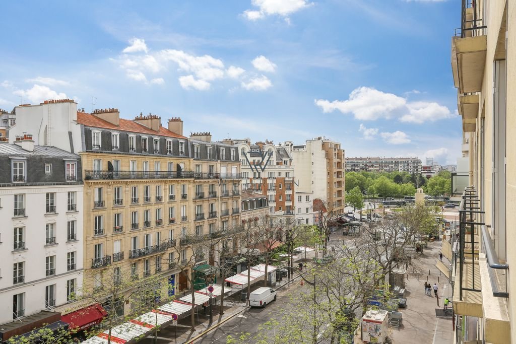 Apartment in Clignancourt-Jules Joffrin, Paris 18e Arrondissement, Paris 2 - 15868696