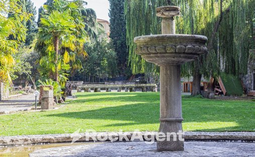 Castle for Sale in Viterbo, Lazio, Italy
