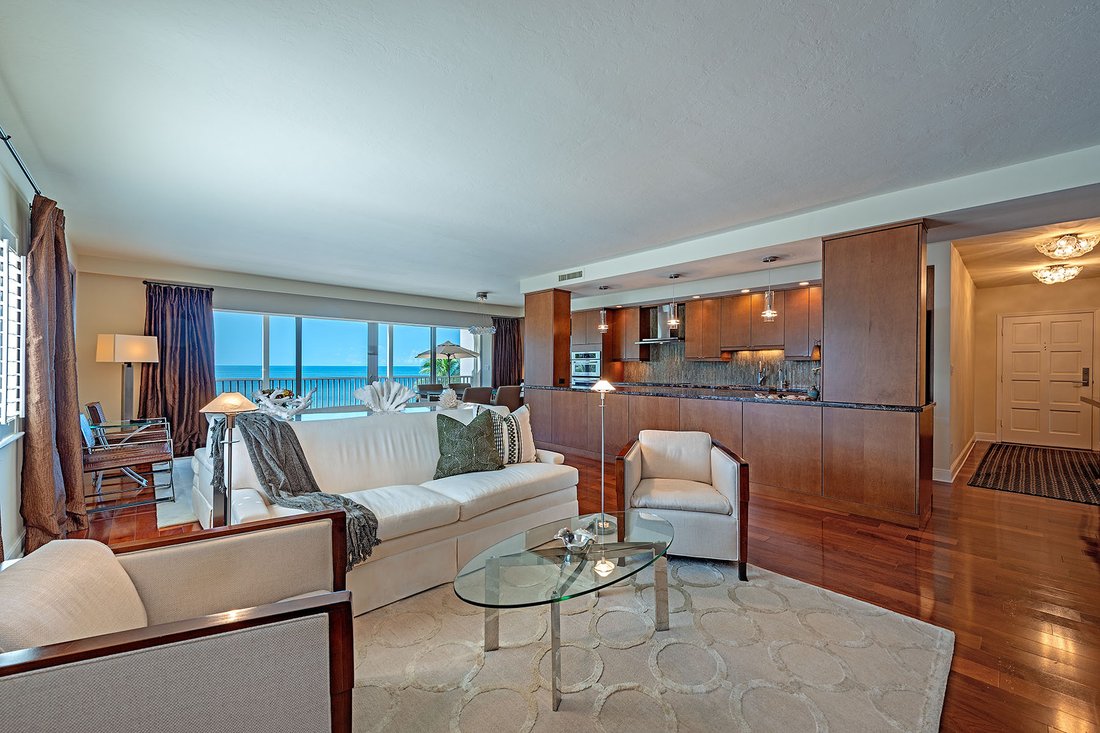 Condo in Naples, Florida, United States 3 - 16561675