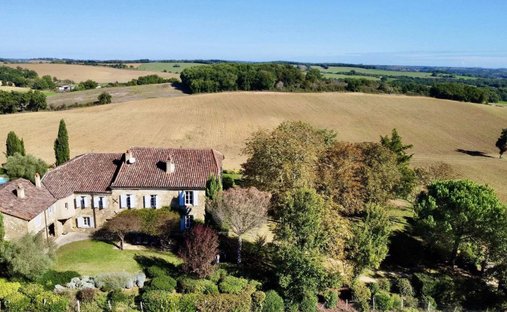 Château Vic Fezensac 503.14 Sqm 9 Rooms