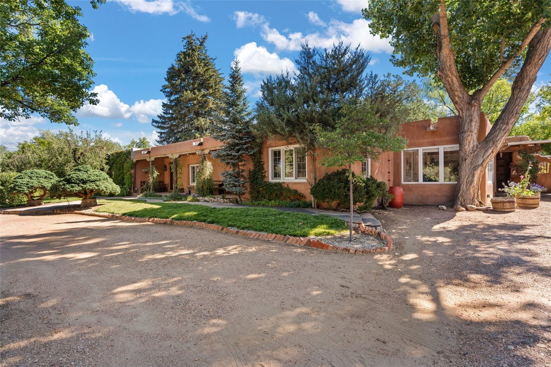 House in Santa Fe, New Mexico, United States 1 - 16557685