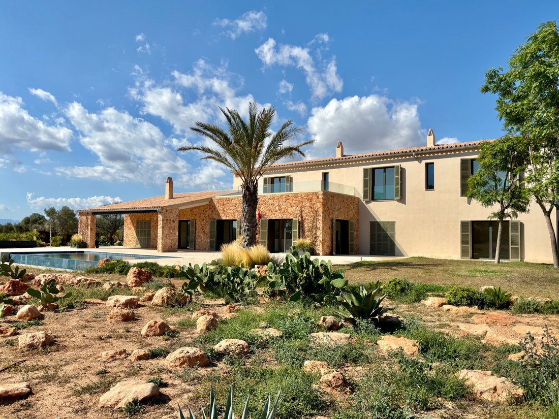 Finca in Llucmajor, Balearic Islands, Spain 1 - 16561772