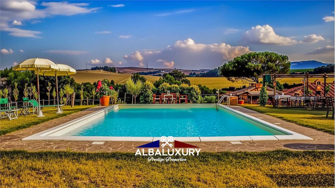 Villa in San Casciano dei Bagni, Tuscany, Italy 2 - 15347270