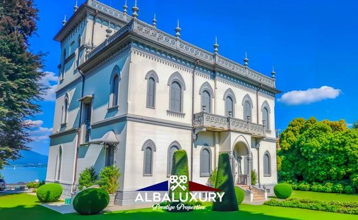 Castle for Sale in Lesa, Piedmont, Italy