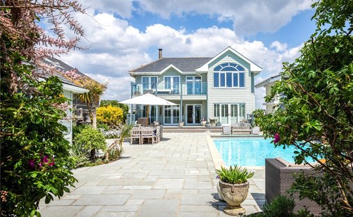 House in Bracklesham Bay, England 1