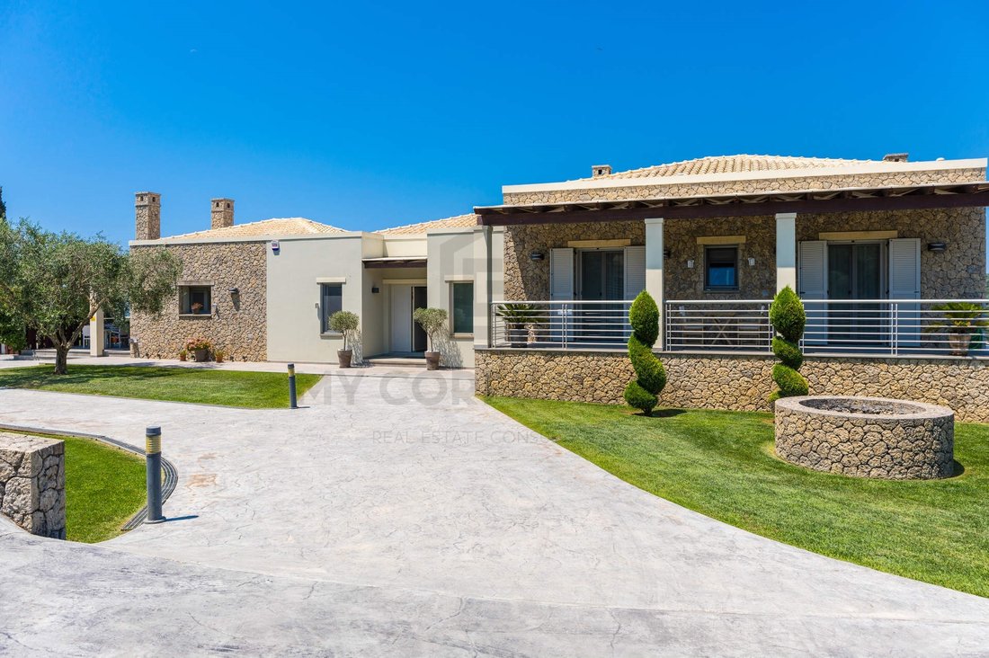 Villa in Korissia, Peloponnese, Western Greece and the Ionian, Greece 5 - 16565892