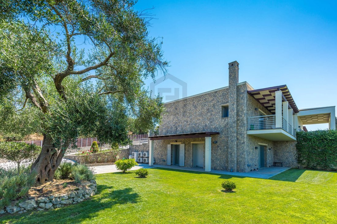 Villa in Korissia, Peloponnese, Western Greece and the Ionian, Greece 4 - 16565892