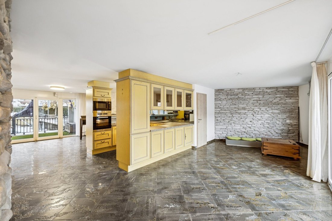 Magnificent 3.5 Room Duplex At The Marina