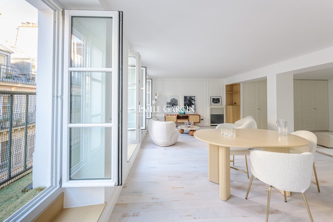 Apartment in Palais Royal, Paris 1er Arrondissement, Paris 1 - 16566408
