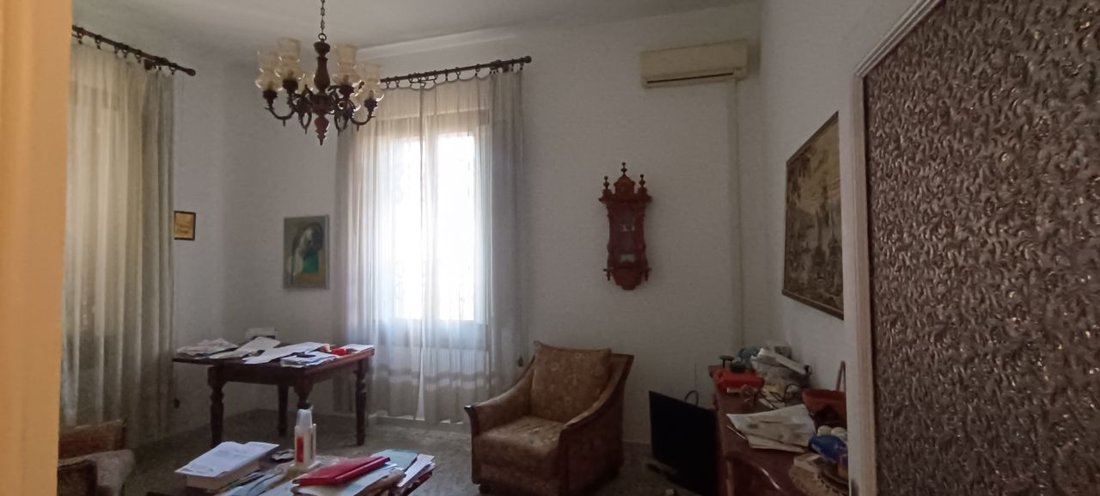 House in Center, Florence, Tuscany 2 - 16566417
