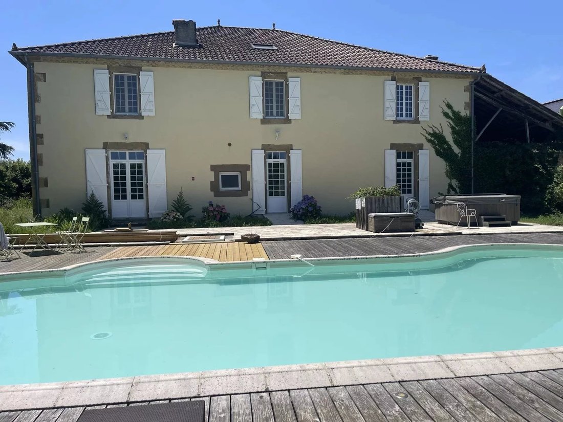 Country House in Margouet-Meymes, Occitania, France 2 - 16566624