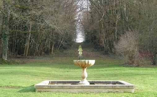 Chateau With Its Lodges For Sale On A Part Wooded 71 Acre Estate With Lake In South Touraine.