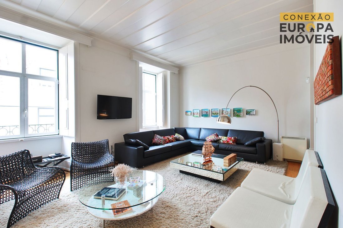 Apartment in Misericordia, Lisbon, Portugal 2 - 16566712