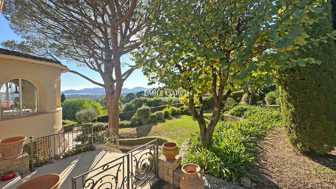 Villa in Mougins, Provence-Alpes-Côte d'Azur, France 3 - 16566671