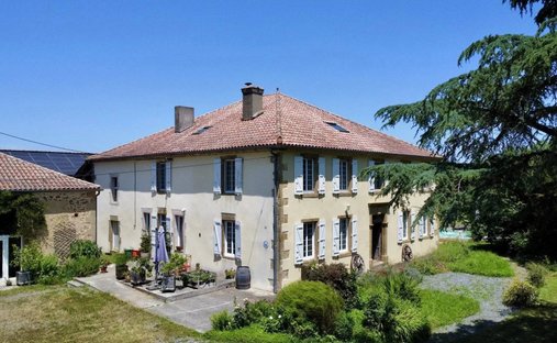 Gers Château Of 1300m² On 5 Hectares