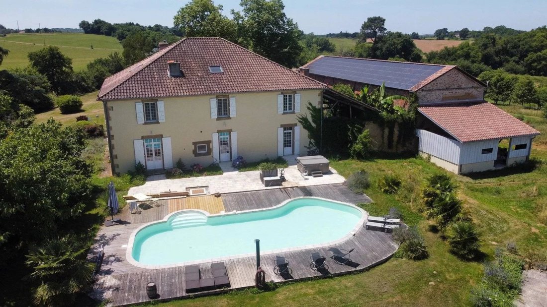 Country House in Margouet-Meymes, Occitania, France 3 - 16566624