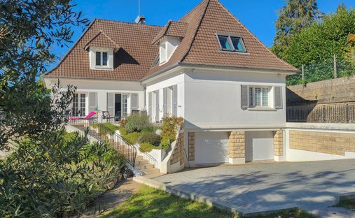 House in Marcoussis, Ile-de-France, France 1
