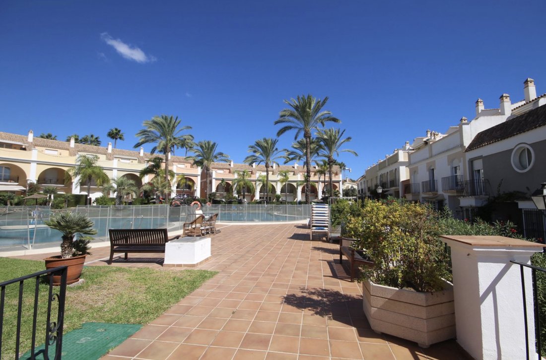 House in Marbella, Andalusia, Spain 5 - 16566781