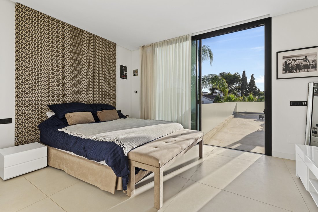 Villa in San Pedro de Alcantara, Andalusia, Spain 5 - 16566776