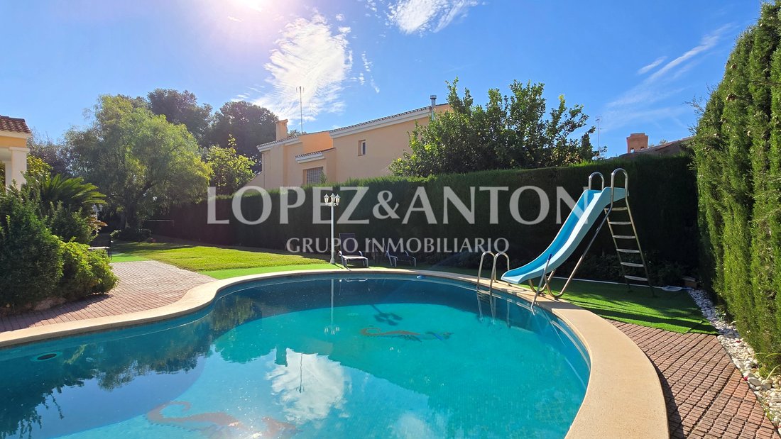 Villa in l'Eliana, Valencian Community, Spain 2 - 16567143