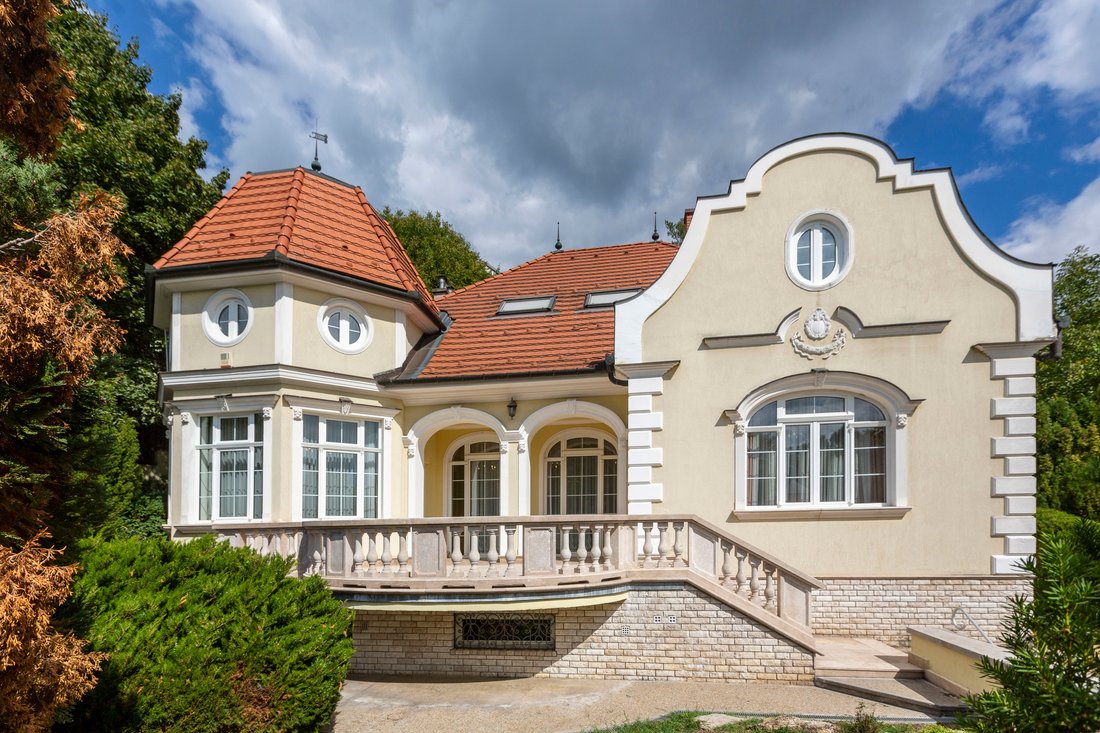 House in Budapest, Hungary 1 - 16568235