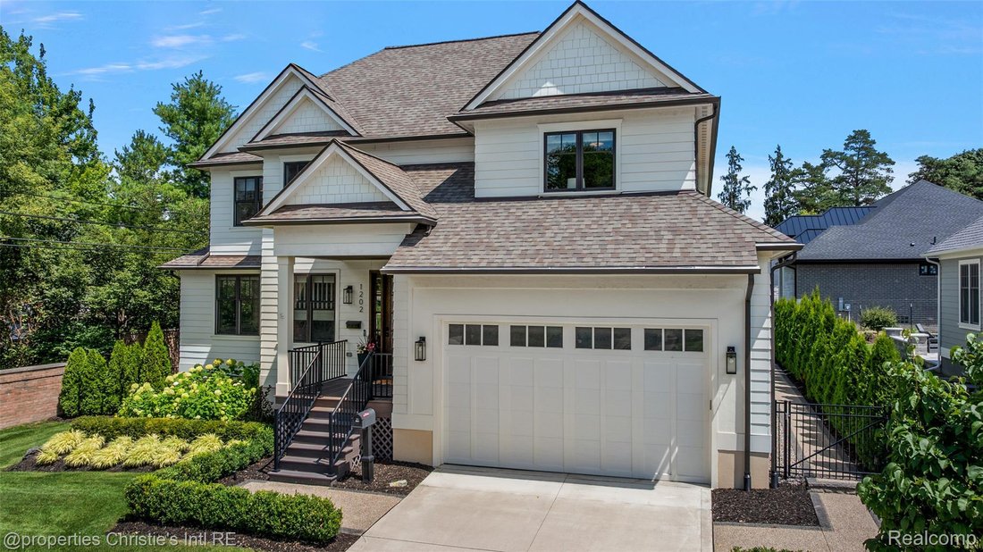 Single Family Home/House Rochester In Rochester, Michigan, United ...
