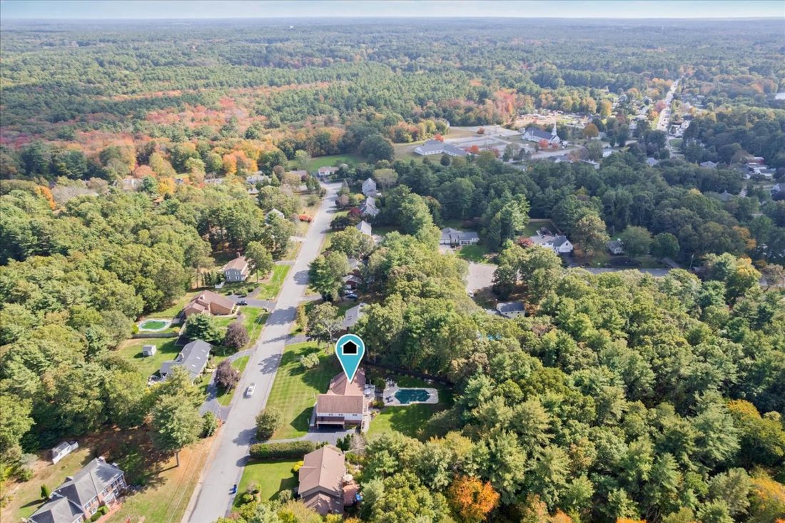 House in Raynham, Massachusetts, United States 5 - 16566888