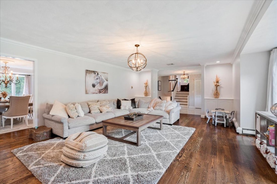 House in Raynham, Massachusetts, United States 5 - 16566888