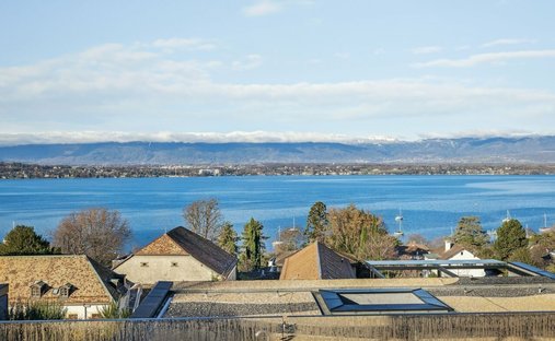 Castle Life At Your Fingertips