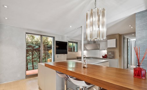 Castle Life At Your Fingertips