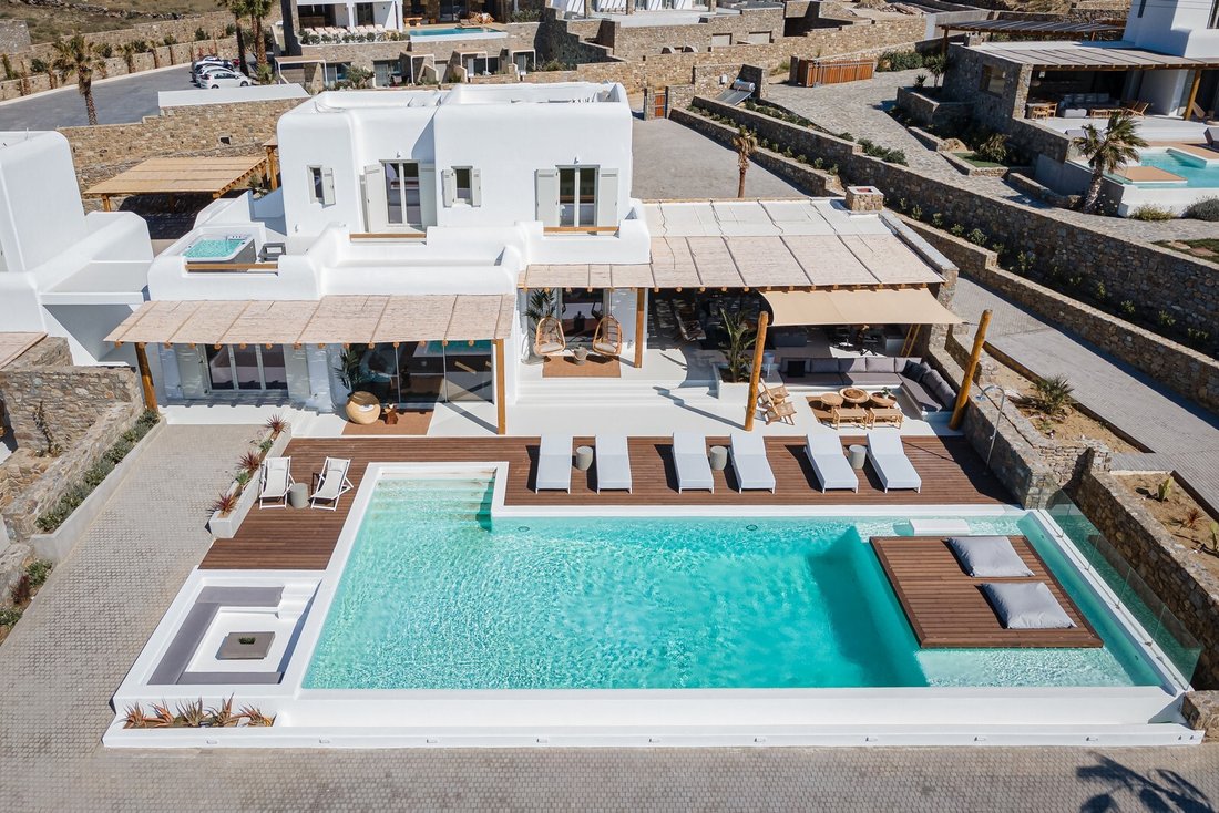Villa in Ano Mera Community, Aegean, Greece 1 - 16568436