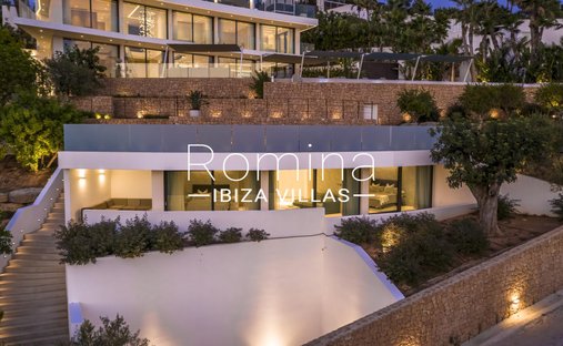 Villa a Roca Llisa, Santa Eulària des Riu, Isole Baleari 1