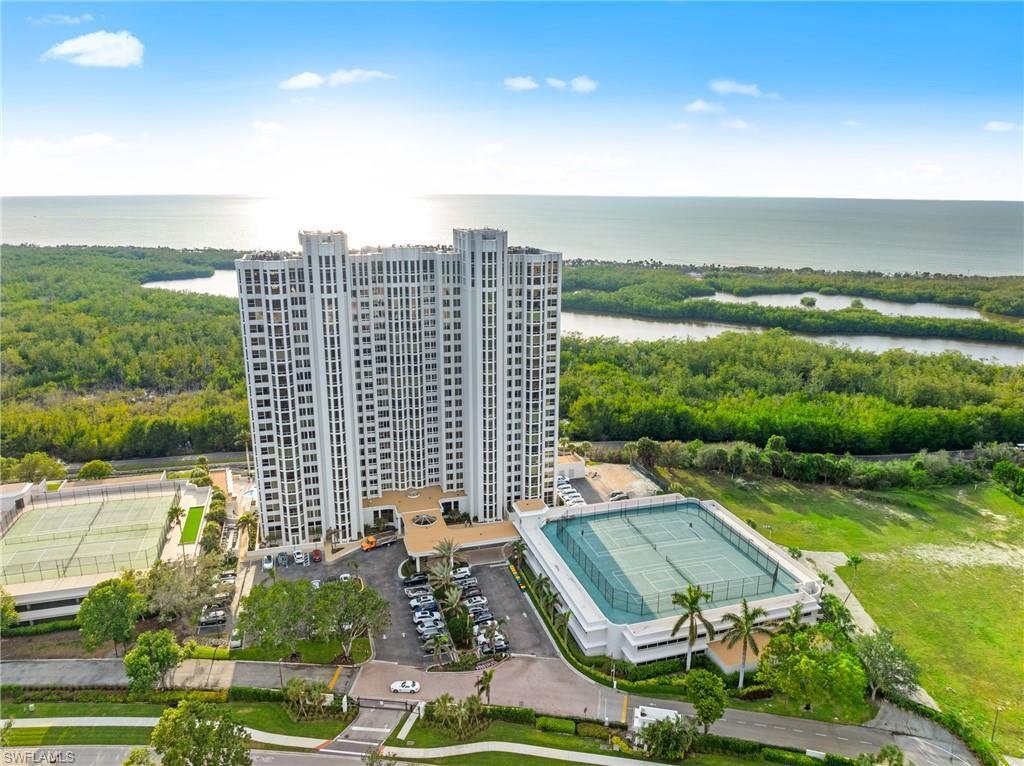Condo in Naples, Florida, United States 1 - 16568478