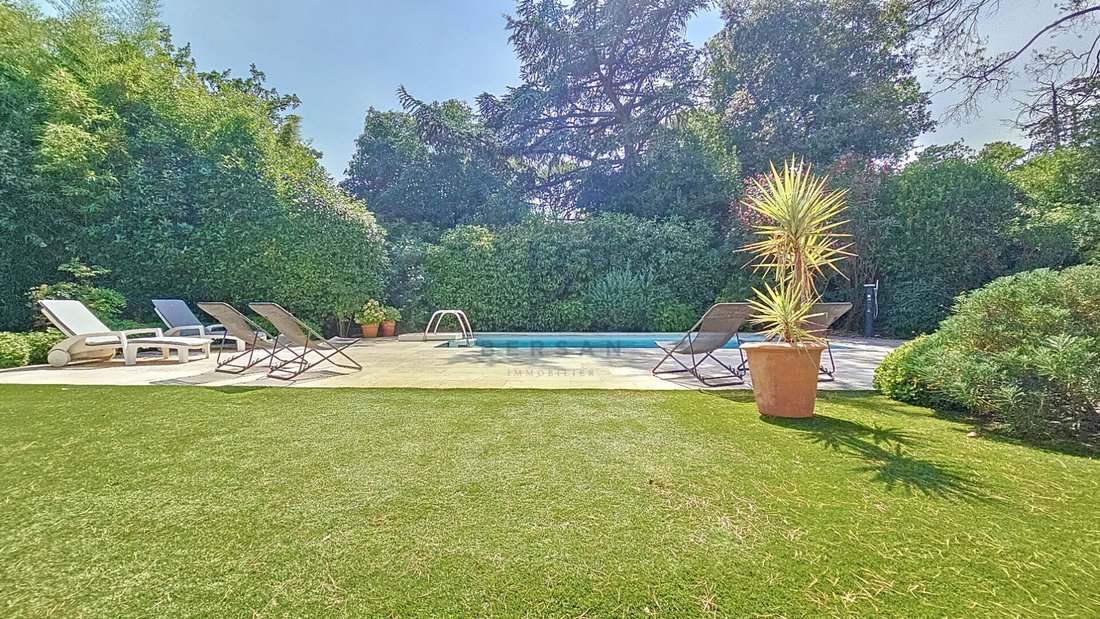 Villa in Le Dramont-Agay-Anthéor-Le Trayas, Saint-Raphaël, France 5 - 16409785