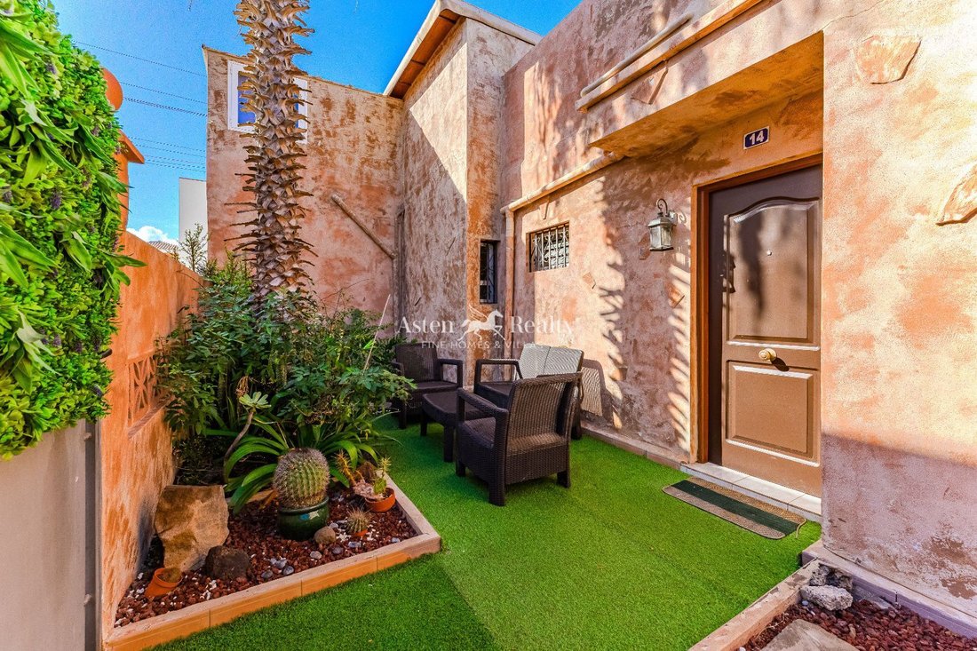 Villa in Arona, Canary Islands, Spain 2 - 16569170