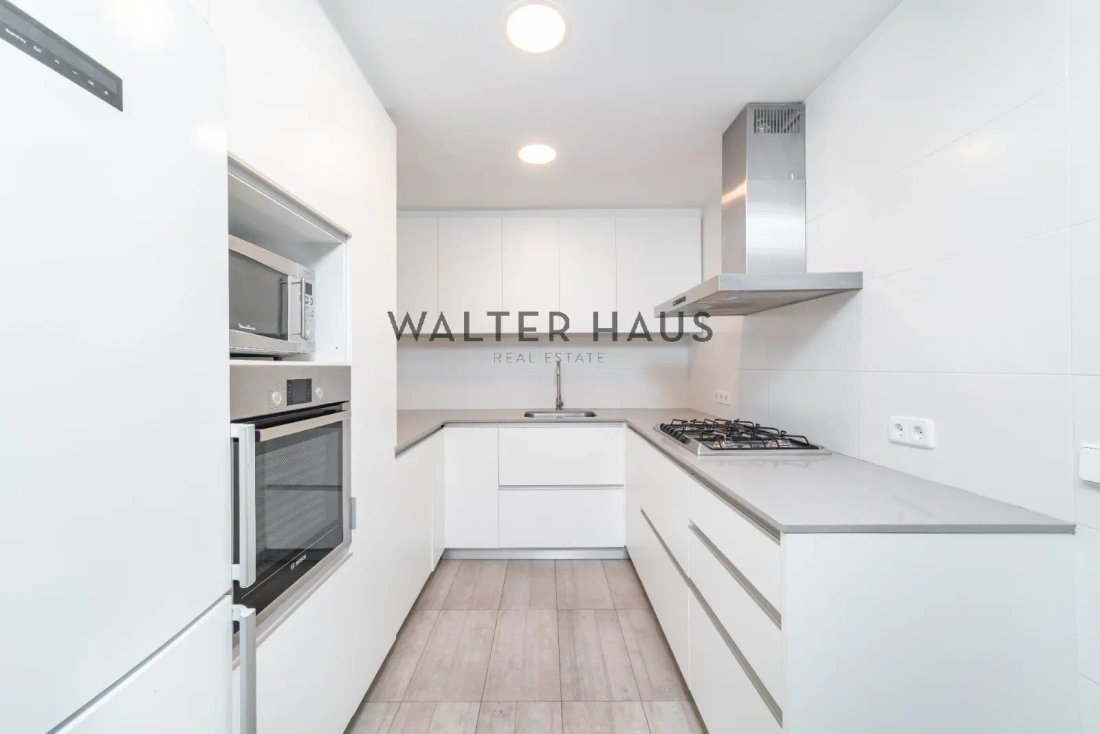 Apartment in Eixample, Barcelona, Spain 4 - 15960840