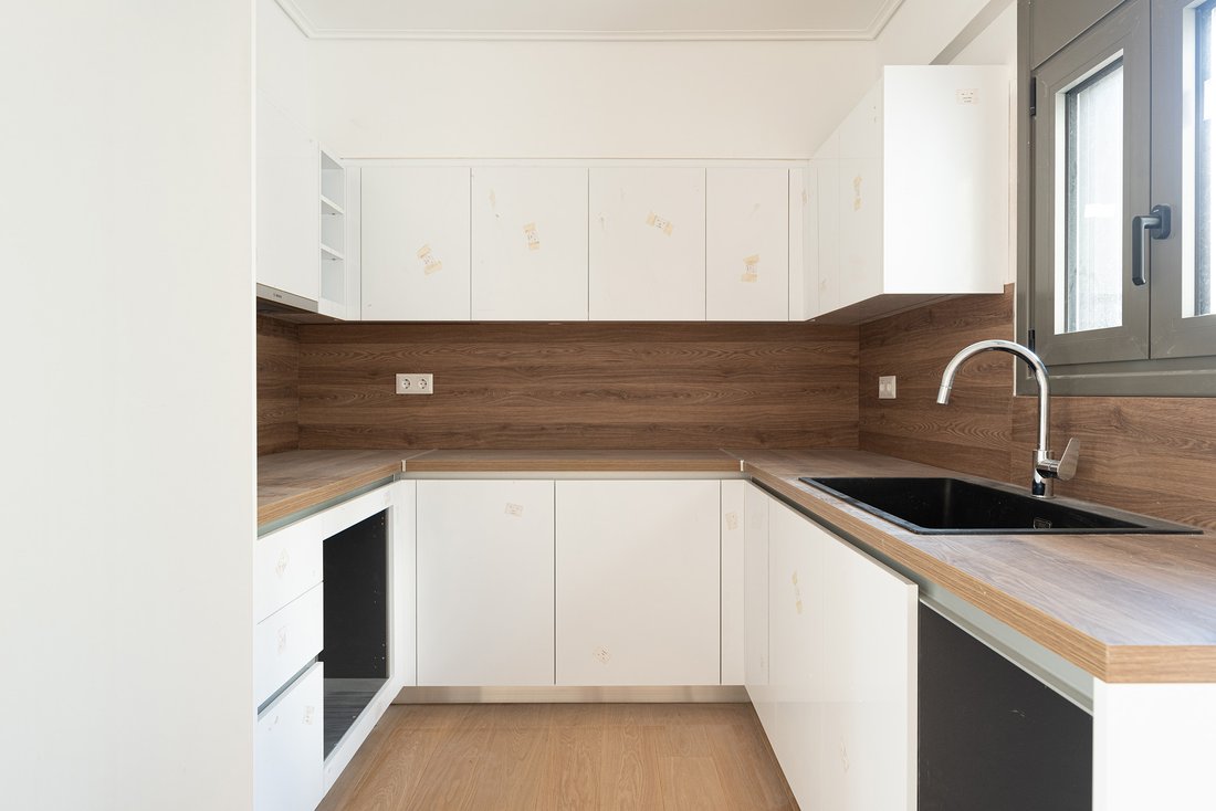 Apartment in North Athens, Attica, Greece 5 - 15989202