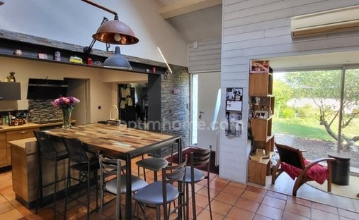 Léognan Xviiith Century Castle Annex Park Swimming Pool Tennis