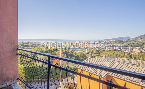 Apartment in Lavagna, Liguria, Italy 1