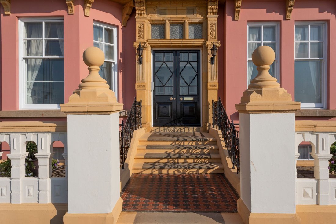 Apartment in Palmeria, Hove, England 2 - 16571143