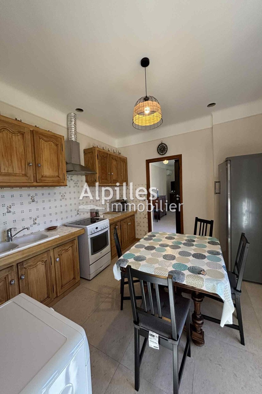 Villa in Mouriès, Provence-Alpes-Côte d'Azur, France 3 - 15430760